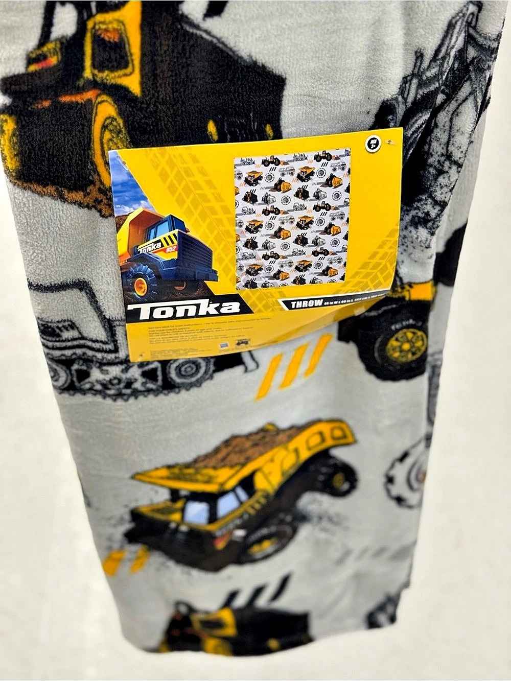 Tonka Construction Trucks Plush Throw Blanket Gray & Yellow NWT